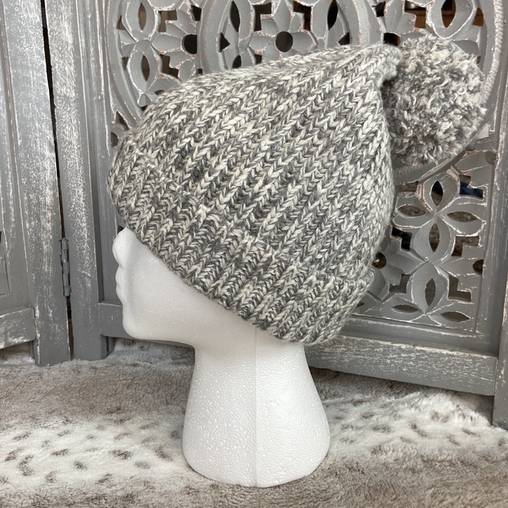 J.Crew knit beanie puff ball neutral feminine gorpcore preppy outdoor winter - Picture 4 of 10